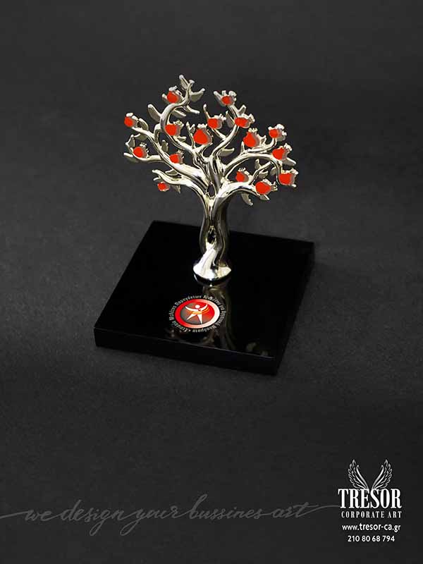 Tresor Corporate Art Χειροποίητα προσωποποιημένα δώρα βραβεία από plexiglass Πλεξιγκλας ειδικές κατασκευές Αναμνηστικό προσωποποιημένο δώρο Πλακέτες Τρόπαια